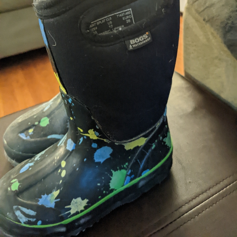 Boys Bogs Boots!